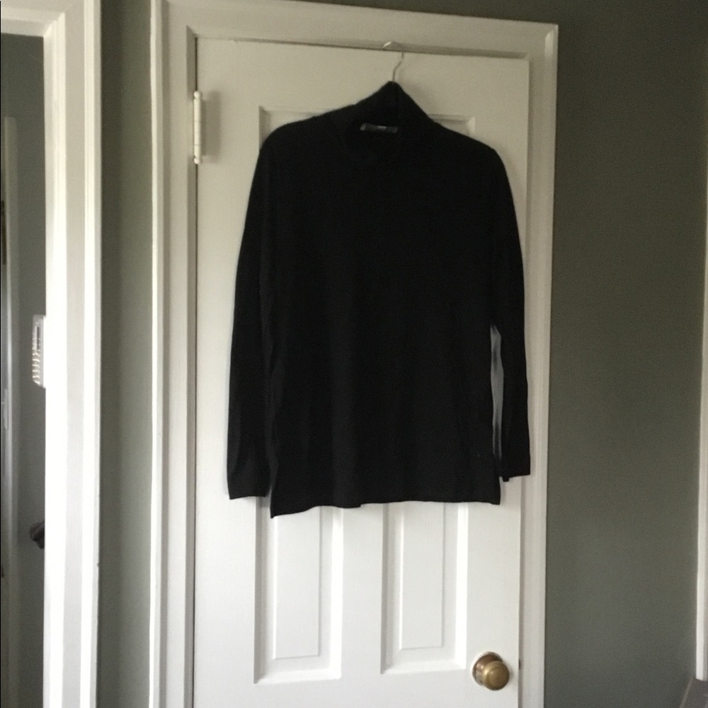 Ann Taylor Loft Lightweight Black Turtleneck